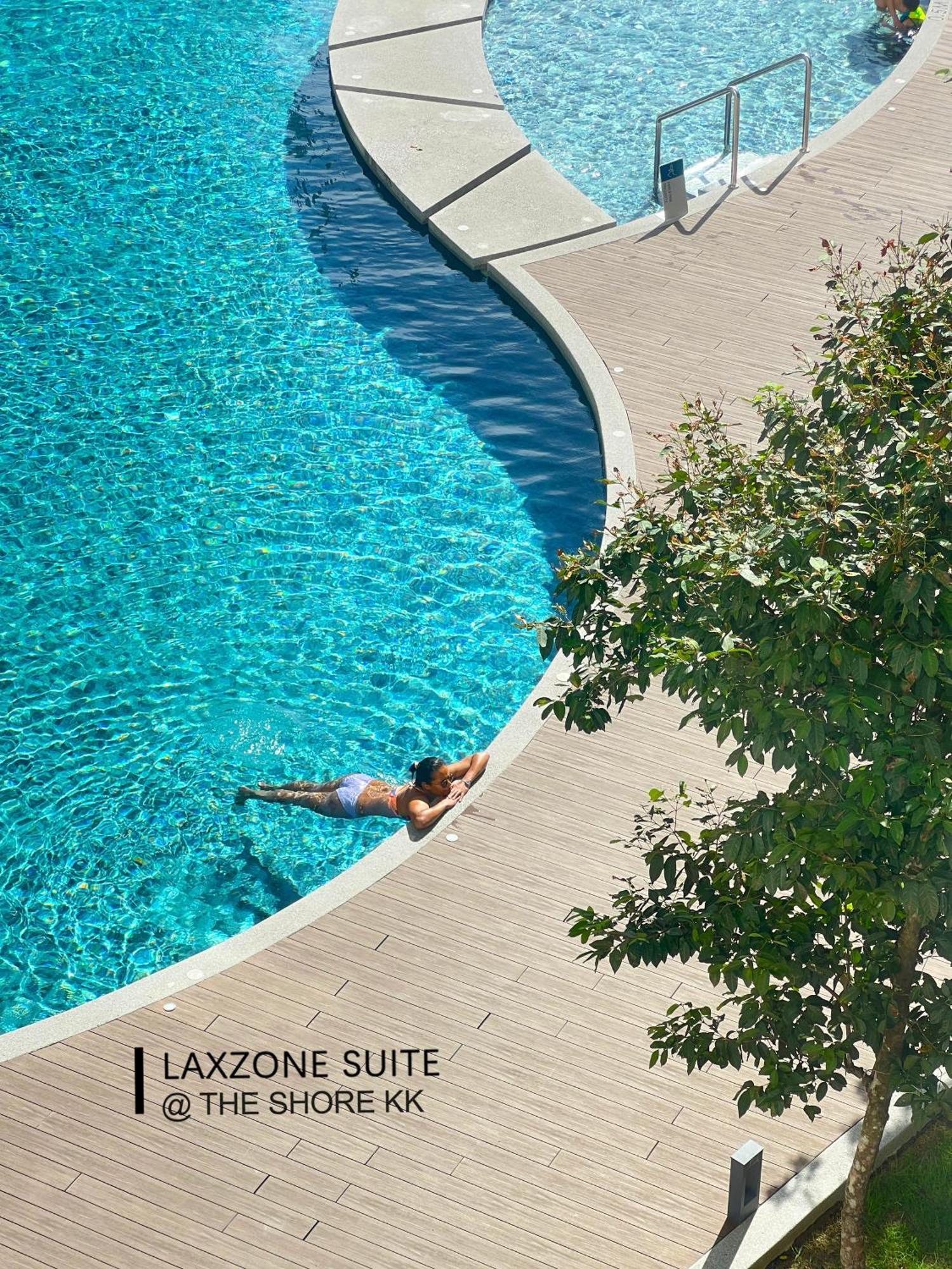 The Shore Cbd Kota Kinabalu By Laxzone Suite Bagian luar foto