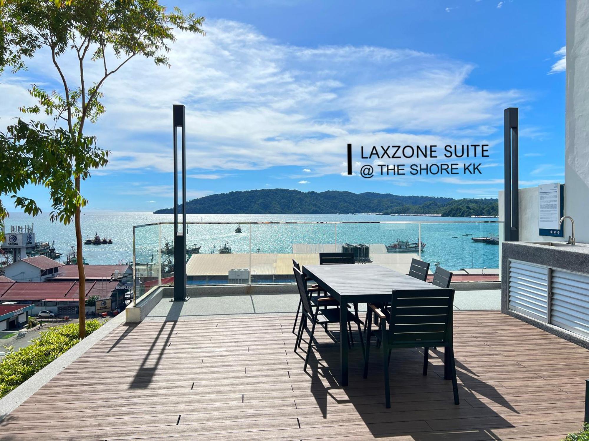The Shore Cbd Kota Kinabalu By Laxzone Suite Bagian luar foto